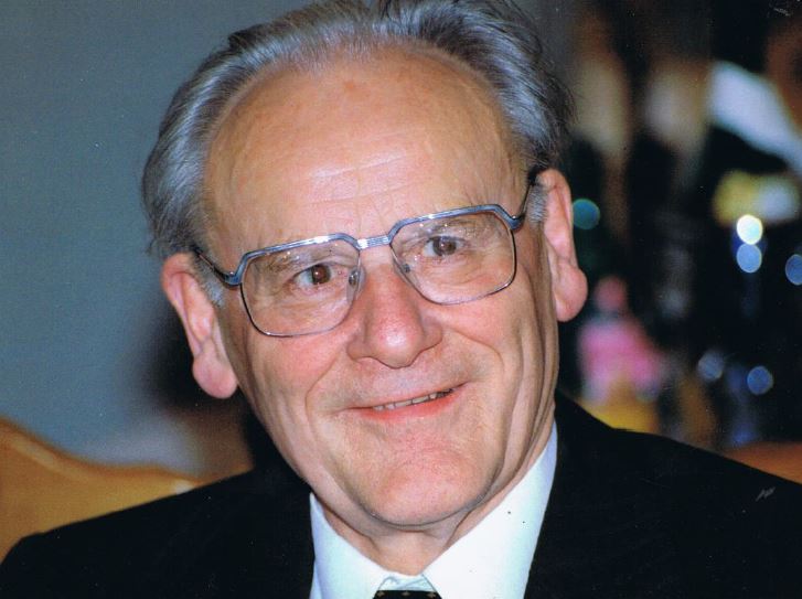 Dr. Wilhelm Schmidt